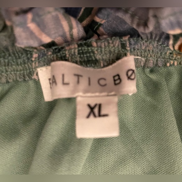 Baltic Born Dress Nylah Back Tie Floral Maxi Dress XL Resortwear - Picture 15 of 16